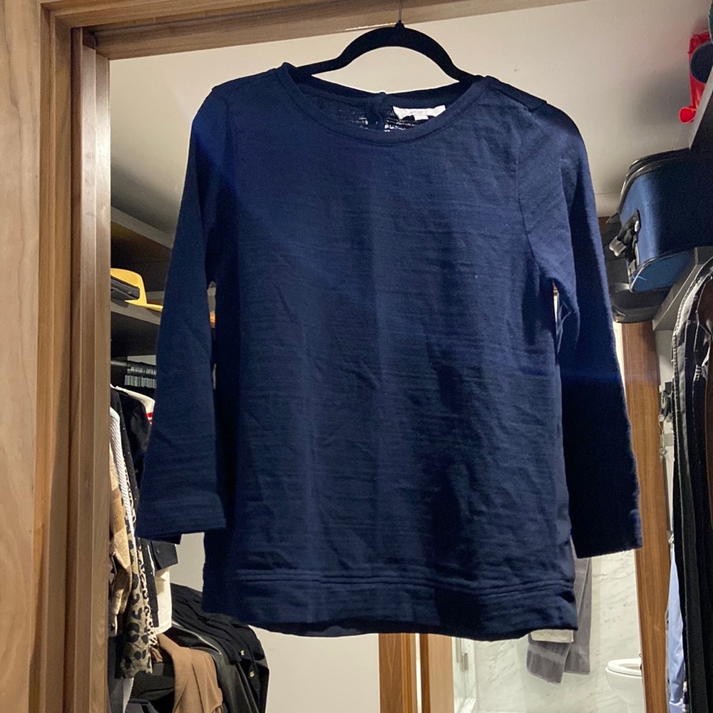 Sweater/ sweatshirt
